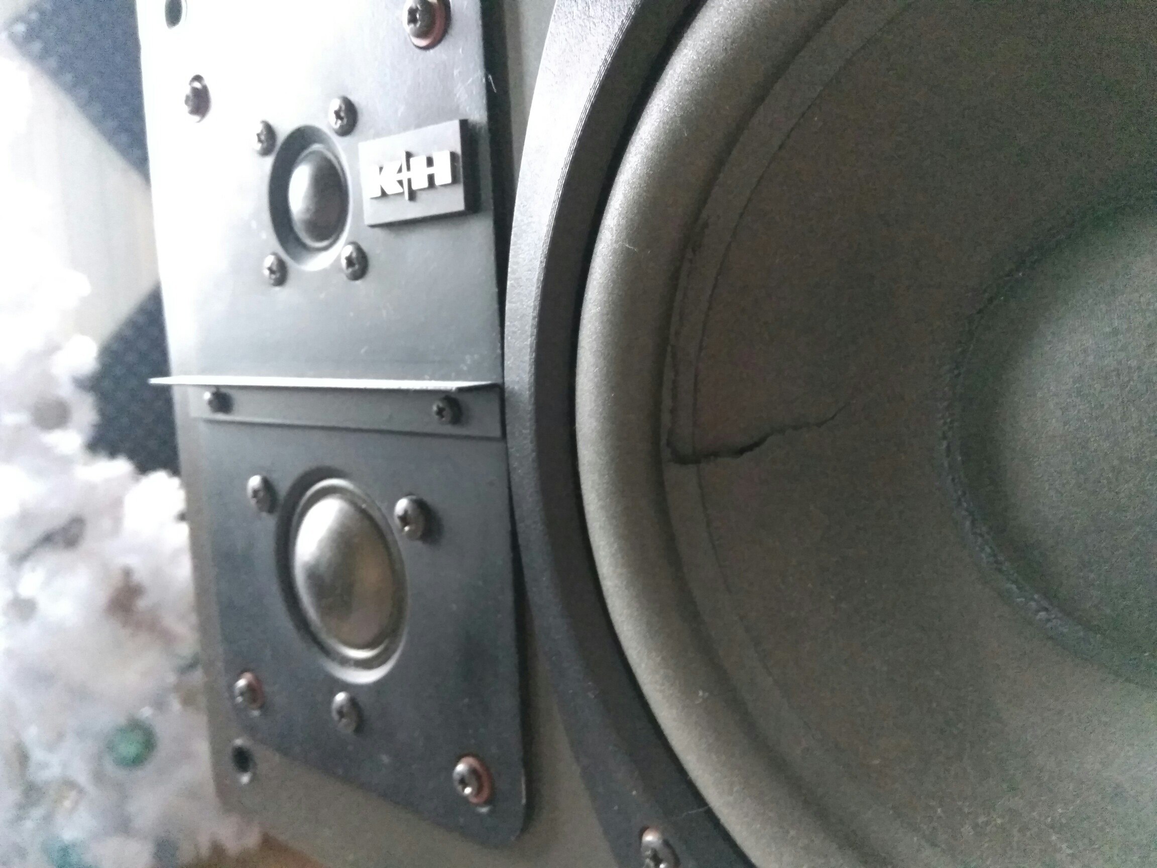 duxWBP8eiXE.jpg