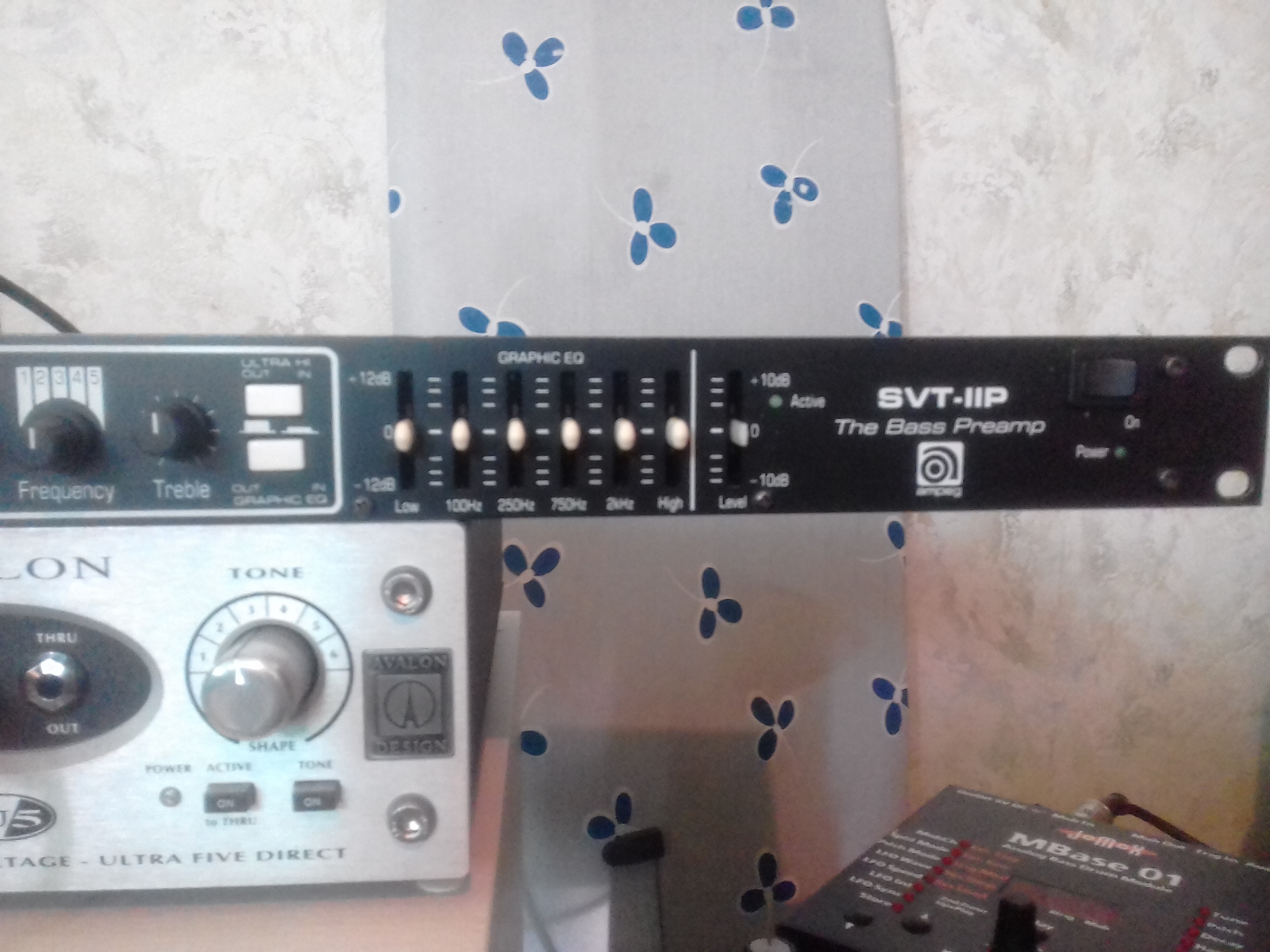 ampeg2.jpg