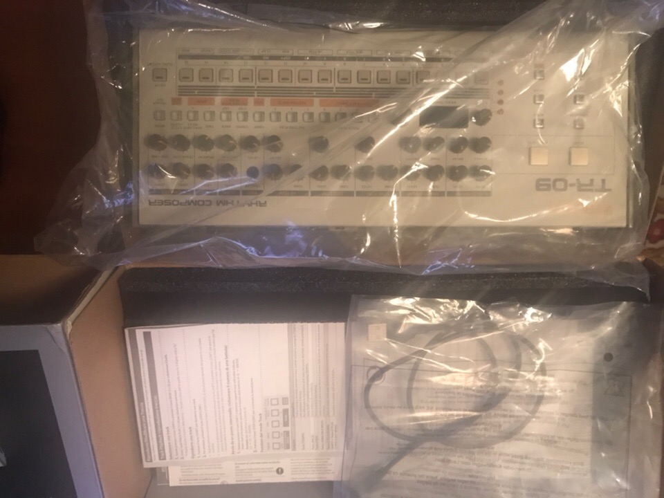 tr-09 2.jpg
