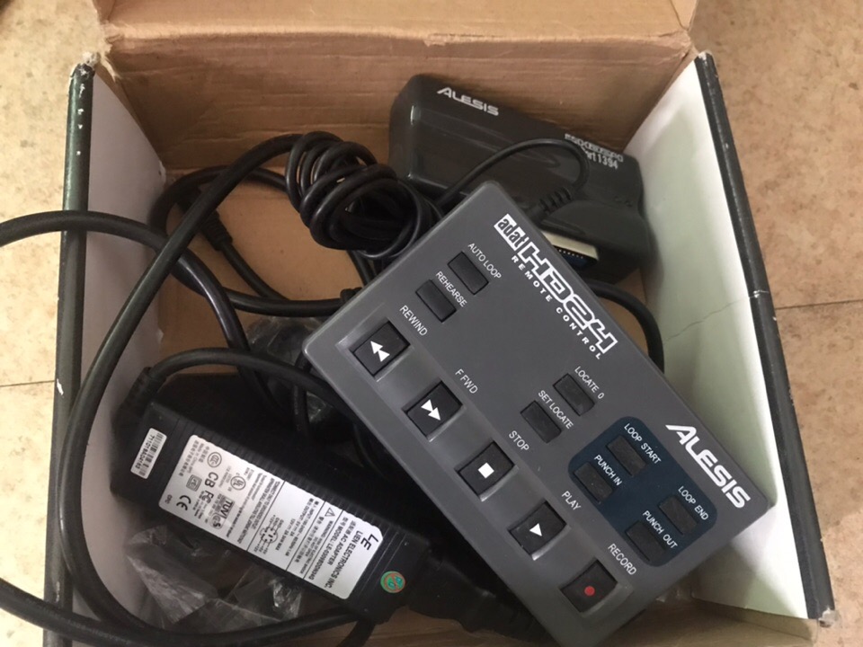 alesis 3.jpg