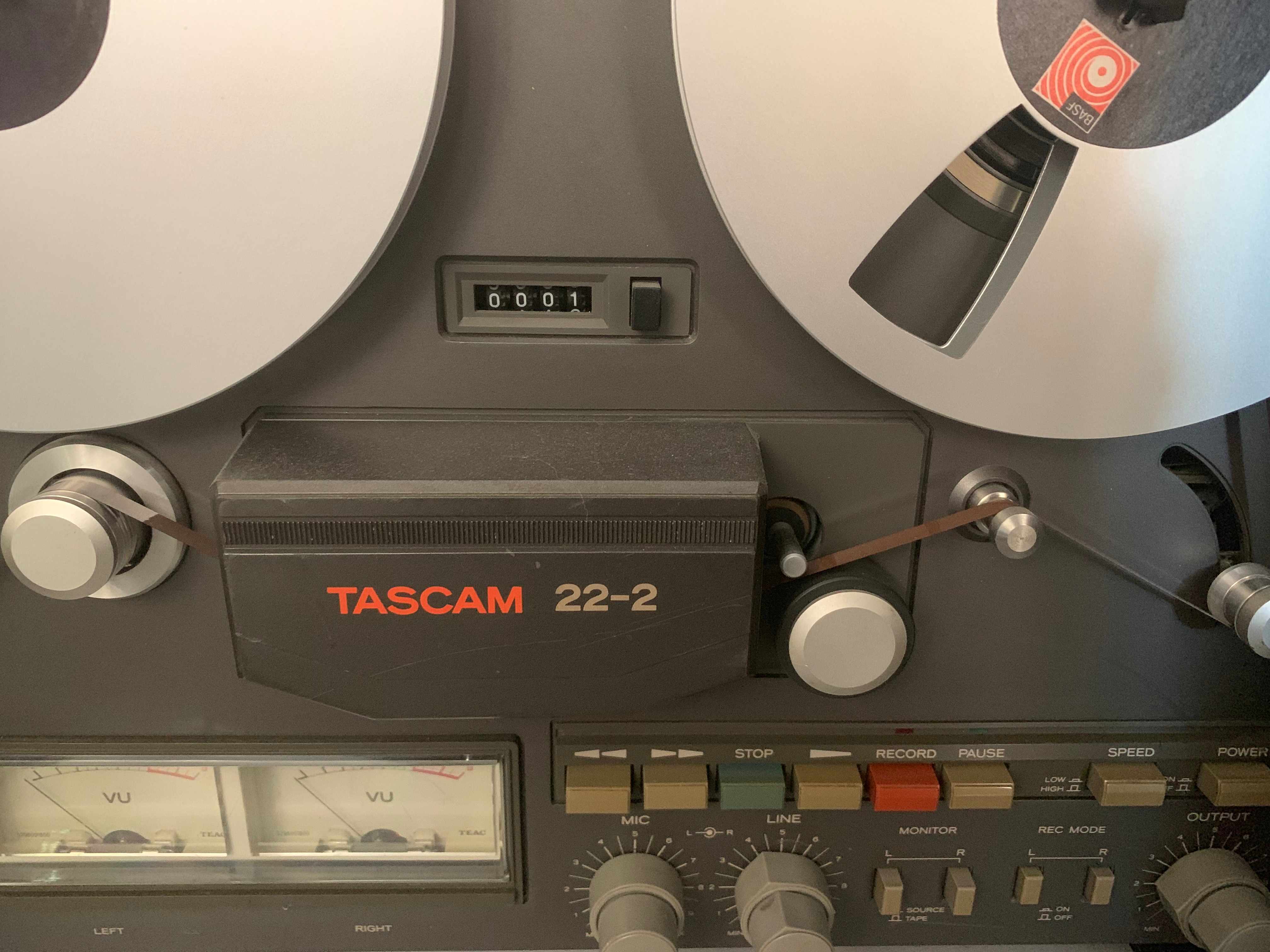 tascam-22-2.jpg