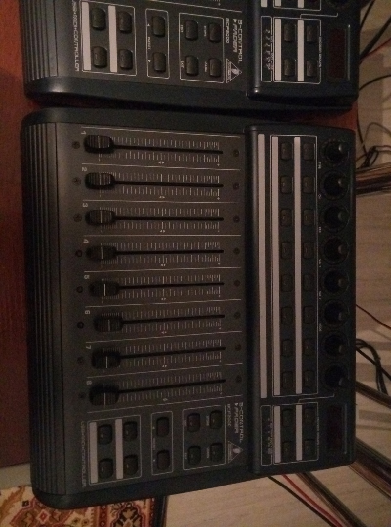 behringer 2000 4.jpg