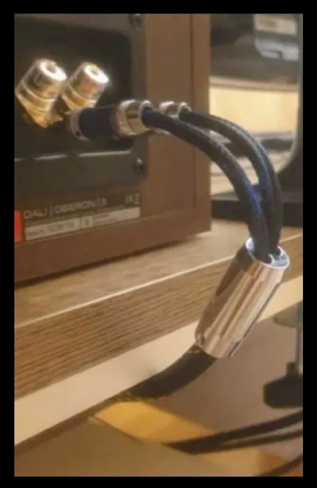 4FIJAZThKx4.jpg