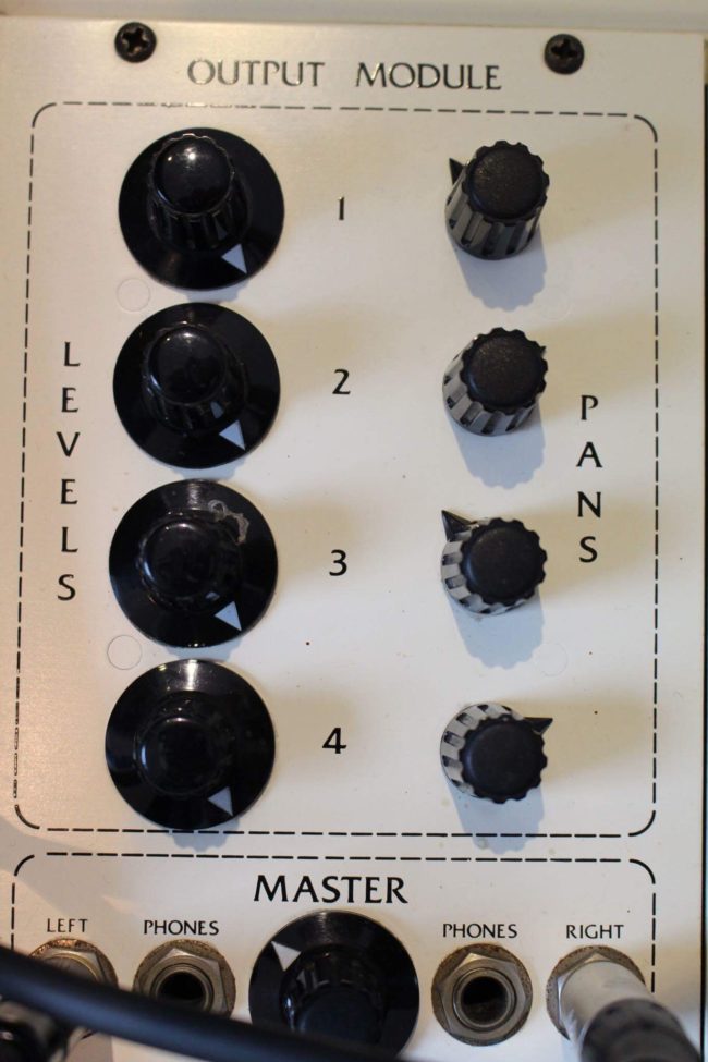 oberheim-4-voice-mixer-650x975.jpg