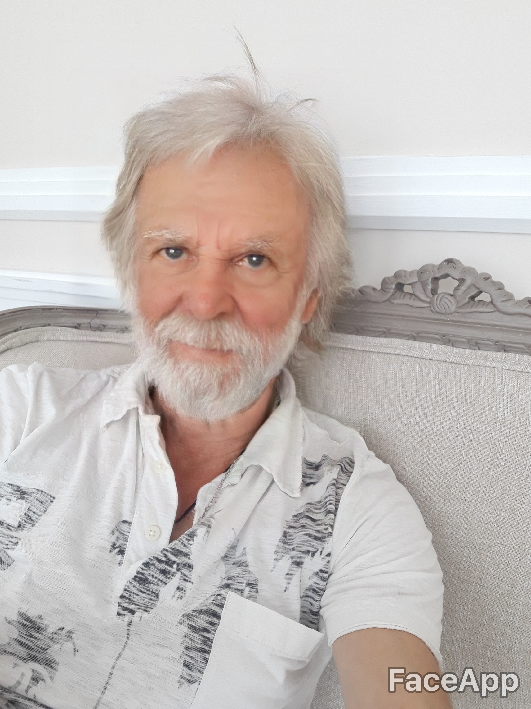 FaceApp_1564910414903.jpg