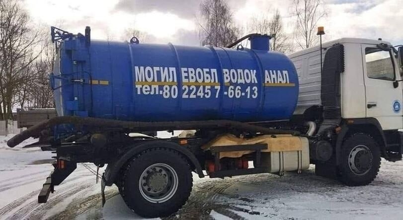 227100