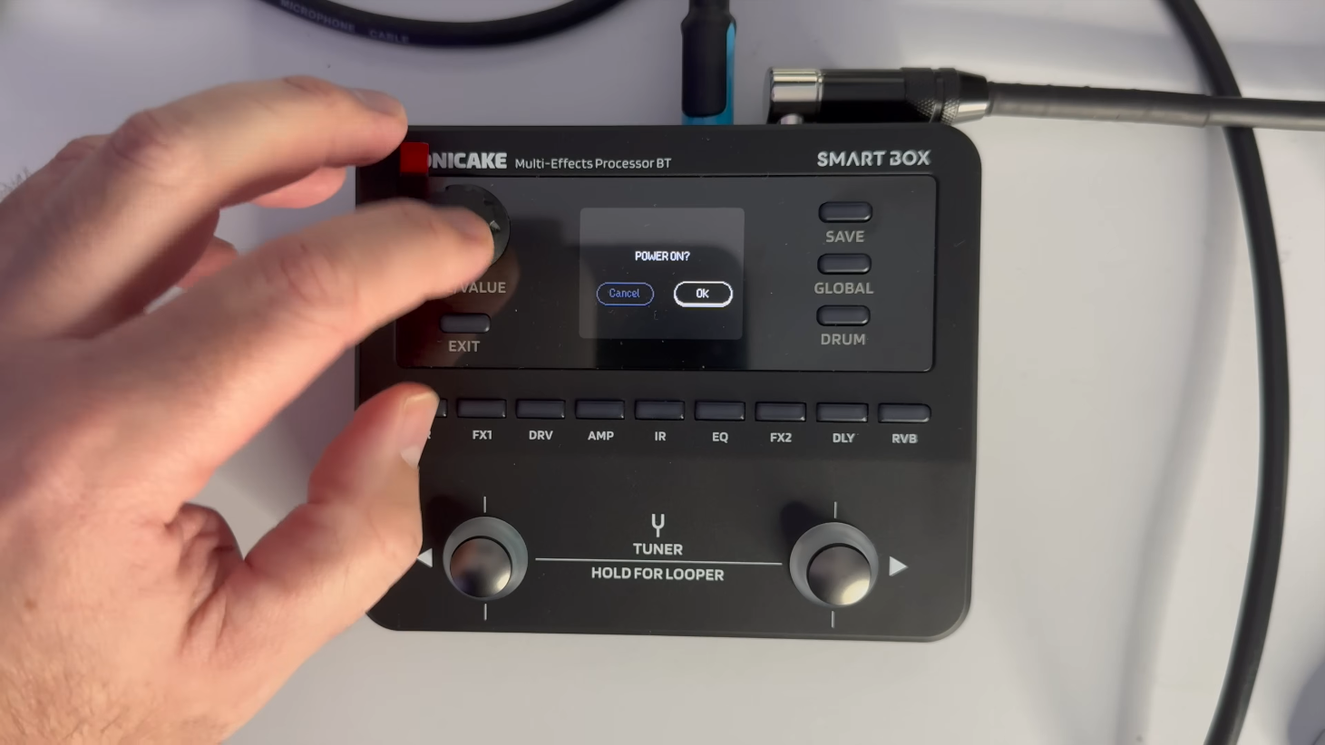 Ninecore Neil - NEW AFFORDABLE GUITAR PROCESSOR - SONICAKE SMART BOX - NAMM 2026 [JelkEHrcbgk ...png