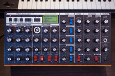 Moog Voyager RME 02.jpg