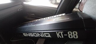 KT88_01.jpg