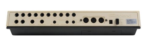 Roland TR-707.jpg Roland TR-707.jpg